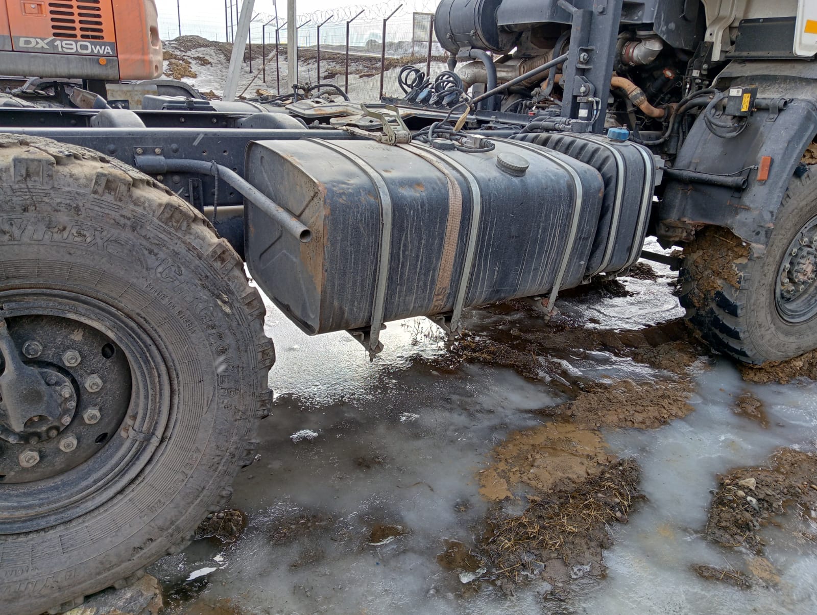 КамАЗ 53504 6x6 Седельный тягач 2022 г. - фото 16